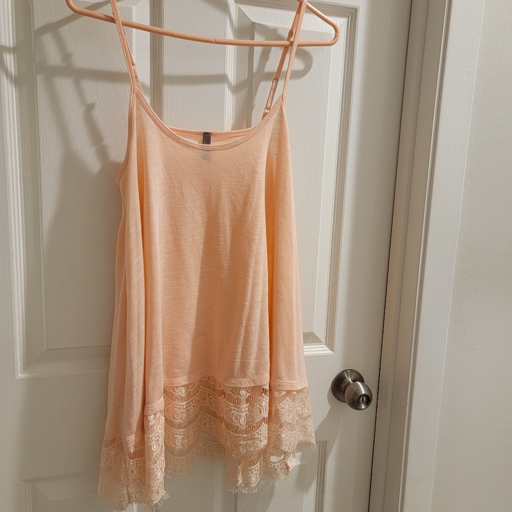 Vanity Essentials Flowy Top